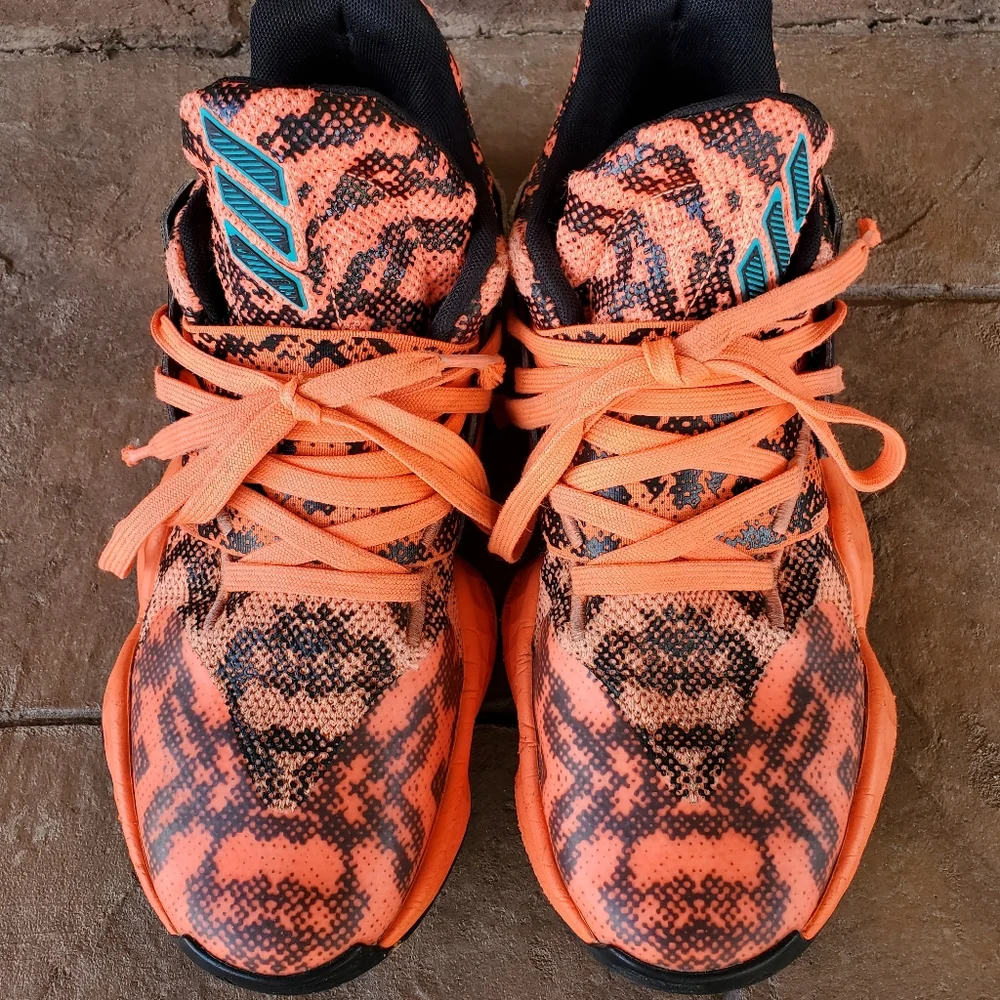 Adidas • James Harden Vol 4 Basketball Shoes